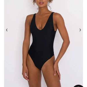 NWT Skatie Amanda one piece swimsuit size large